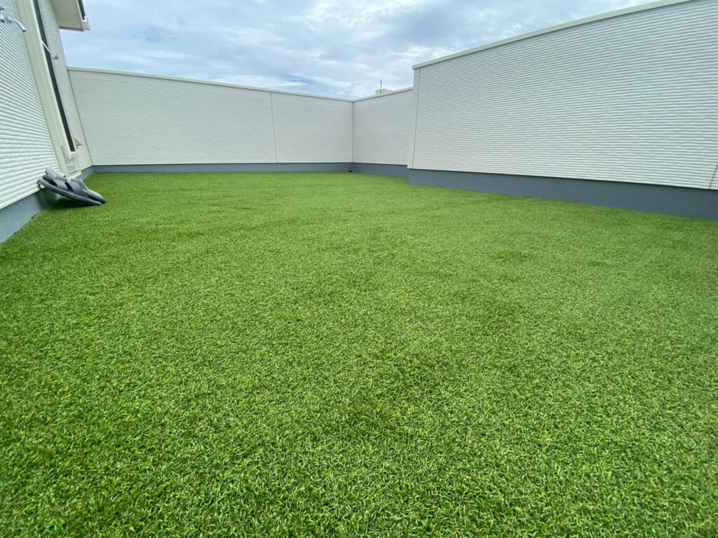 埼玉県 屋上 人工芝施工 After